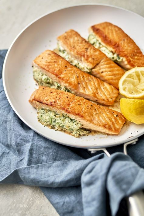 Creamed Spinach Stuffed Salmon Spinach Stuffed Salmon, Spinach Salmon, Cream Cheese Spinach, Stuffed Salmon, Salmon Spinach, Cheese Spinach, Salmon Seasoning, Salmon Dinner, Creamed Spinach