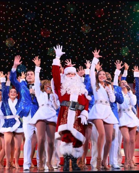 Celebrate the most wonderful time of the year with lively music and dancing at the festively decorated Tokyu Theater Orb's Christmas Wonderland show. Source: IG @charityleanna Broadway Christmas, Christmas Dreaming, Christmas Musical, Theatre Shows, Christmas Shows, Christmas Wonderland, The Dazzling, Aesthetic Inspiration, Wonderful Time Of The Year