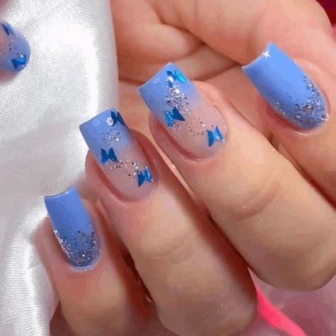 These Nails Are New In The Package. Made By Nails 24pc These Nails Give You The Professional Look Of The Salon Without The Price. They Are A Medium Length, Square Tip. These Nails Are Light Blue With Silver Glitter And Bright Blue Butterflies.They Include Ombre Nails And Solid Blue Nails With Glitter.&Nbsp; These Nails Come With A Mini File And Press On Adhesive. They Can Be Attached With Nail Glue If Desired But Not Included. I Have Glue Listed In My Closet Available For Purchase. Items In My C Preepy Short Nails Acrylic For Kids, Short Butterfly Press On Nails, Nail Art Stitch Disney, Ongles Bling Bling, Nagellack Trends, Short Fake Nails, Nagel Tips, Colorful Nails, Butterfly Nail