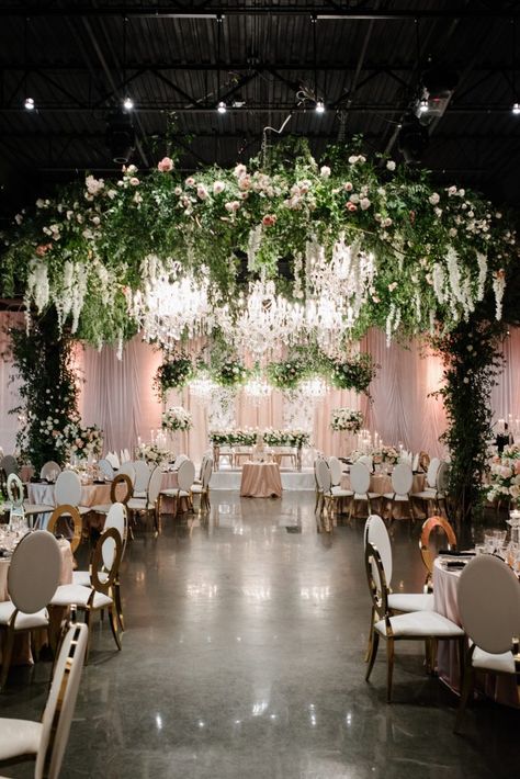 Summer Wedding Reception Ideas Indoor, Enchanted Forest Wedding Indoor, Indoor Garden Party Wedding, Enchanted Forest Wedding Theme Indoors, Indoor Reception Decorations, Enchanted Garden Prom, Garden Wedding Indoor, Wedding Decoration Indoor, Indoor Roses