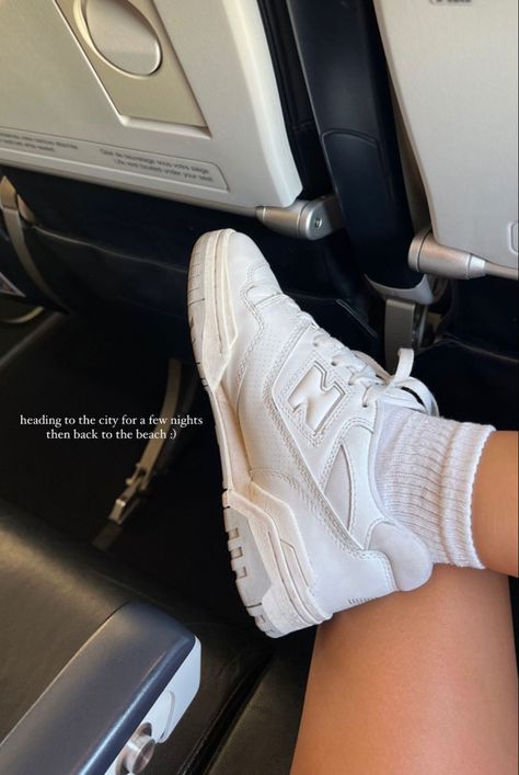 Tennis Shoes Aesthetic, Trendy Shoes Sneakers, Pretty Shoes Sneakers, Cute Nike Shoes, Fresh Shoes, Cute Sneakers, Hype Shoes, Shoe Inspo, Girly Shoes