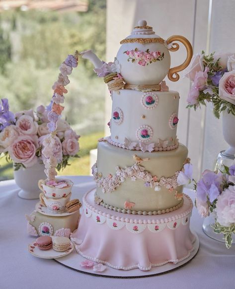 Tea Party Theme Cake, Tea Party Birthday Cake, Teapot Cake, Tea Cup Cake, Tea Party Cake, Alice In Wonderland Tea Party Birthday, Tea Party Theme, Tea Party Birthday, Special Cake