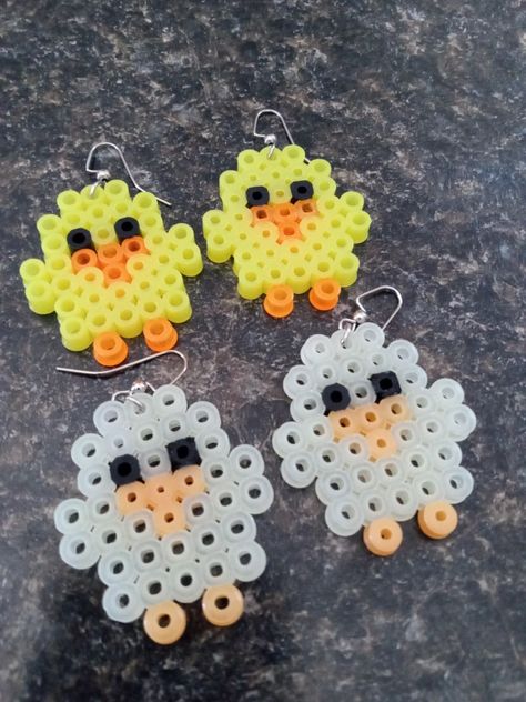 Cruise Ducks, Perler Earrings, Melted Beads, Easy Perler Bead Patterns, 3d Perler Bead, Hama Beads Design, Diy Perler Bead Crafts, Melty Beads, Baby Chick