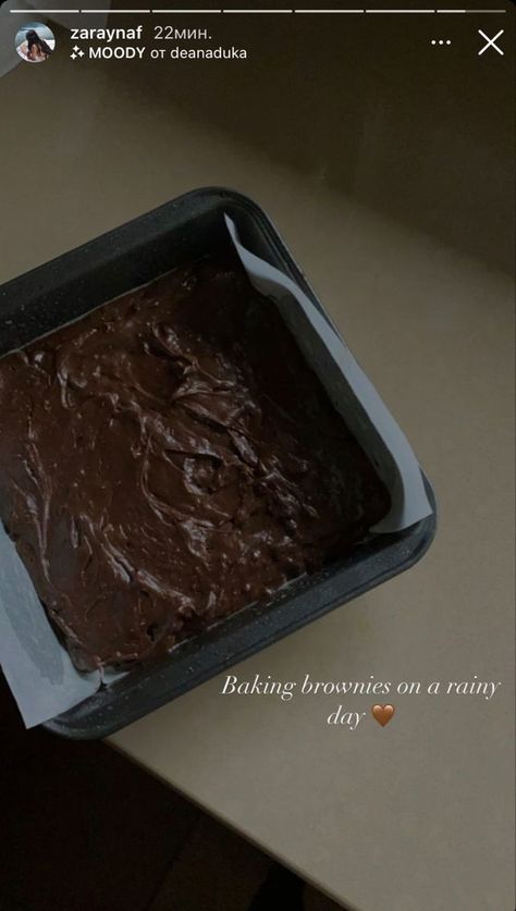 Chef Story Instagram, Baking Snapchat Stories, Baking Captions, Cake Story, Food Captions, Foodie Instagram, No Bake Brownies, Food Drink Photography, Food Quotes