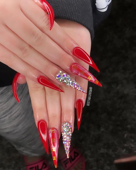 Beach Nails Art, Gel Nails Long, 2023 Nail, Nails Art Ideas, Long Stiletto, Beach Nails, Fabulous Nails, Nails Short, Valentines Nails