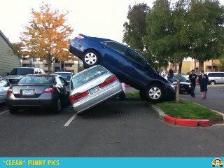 how the freak does this happen? Bad Parking, Ace Ventura, Youre Doing It Wrong, Car Memes, 10 Funniest, Dump A Day, Parking Lot, Bones Funny, Car Insurance