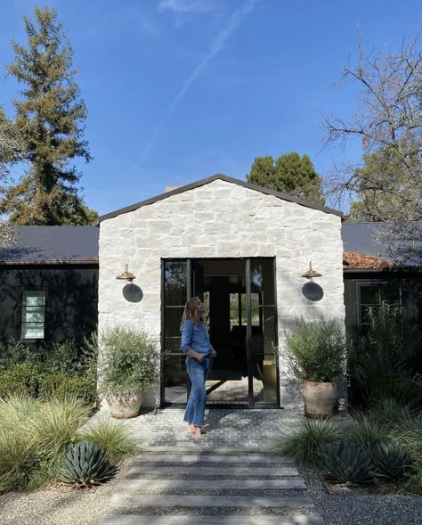 Ranch Cottage, Stone Exterior Houses, Amber Lewis, Modern Farmhouse Exterior, Exterior Stone, Amber Interiors, Farmhouse Exterior, Dream House Exterior, Modern Exterior