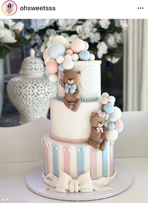 Gender Reveal Teddy Bear Theme Cake, Gender Reveal Bear Cake, Twins Birthday Cake Ideas, Teddy Bear Gender Reveal Cake, Bear Gender Reveal Cake, Baby Shower Torte, Gender Revel Cake, Reveal Cake Ideas, Gender Reveal Cake Ideas