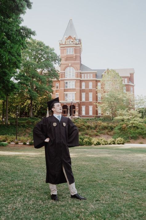 A collection of Chandler's graduation portraits at Georgia Tech in Atlanta, Georgia. Graduation Portraits, Graduation Photoshoot, Grad Photos, Graduation Pictures, Portrait Session, Senior Portrait, Georgia Tech, Atlanta Georgia, Senior Portraits