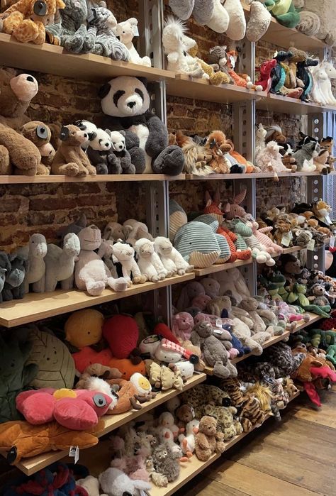 Stuffie Aesthetic, Toy Aesthetic, Jelly Cat, Jellycat Stuffed Animals, Cat Stands, Bear Shop, Cute Stuffed Animals, Birthday Wishlist, Beanie Babies