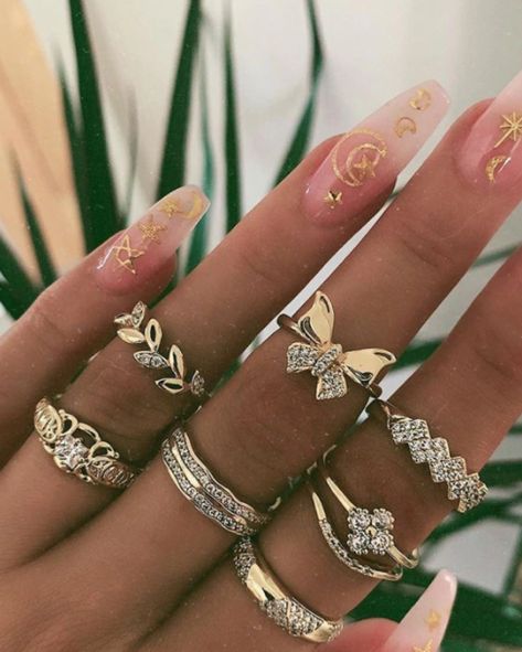 $2.73 USD - with 100+ reviews! Gold Sovereign, Gold Finger Rings, Midi Ring Set, Vintage Gold Rings, Casual Rings, Boho Crystal, Gold Rate, Knuckle Ring, Gold Ounce