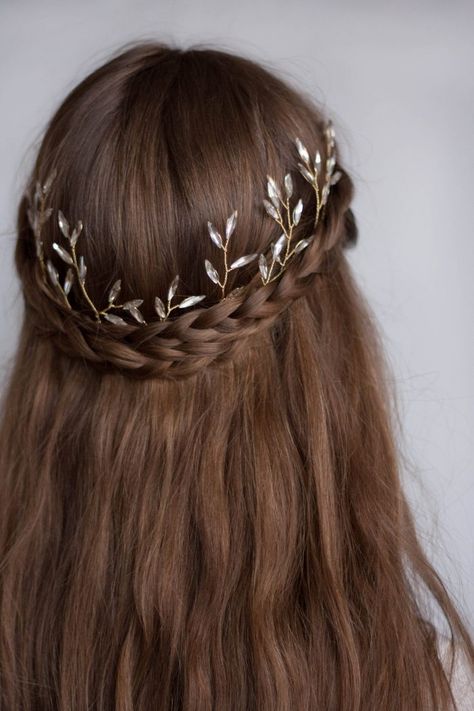 Faux Hawk Women, Hairstyles Cornrows, Headpiece Art, Trendy Braids, Bridal Headpiece Vintage, Halloween Hairstyles, Leaf Headpiece, Boho Headpiece, Braids Ideas