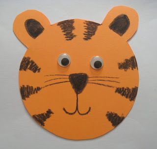 Cindy deRosier: My Creative Life: The First Project for the Tiger Cubs Paper Animal Crafts, Craft Paper Design, Jungle Crafts, Paper Tiger, Recycled Crafts Kids, Construction Paper Crafts, Tiger Crafts, Homeschool Crafts, Animal Crafts For Kids