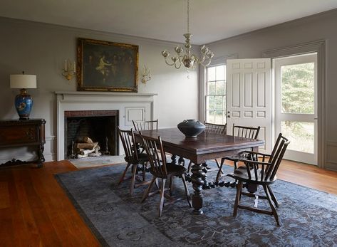 Trading Square Footage for More Light Saved This Greek Revival Farmhouse's 1860s Soul | domino Greek Revival Farmhouse Interior, Farmhouse Dining Room Colors, Greek Revival Farmhouse, Modern Victorian Interior Design, Modern Victorian Interiors, No Upper Cabinets, Victorian Interior Design, Old Country Houses, Victorian Interior