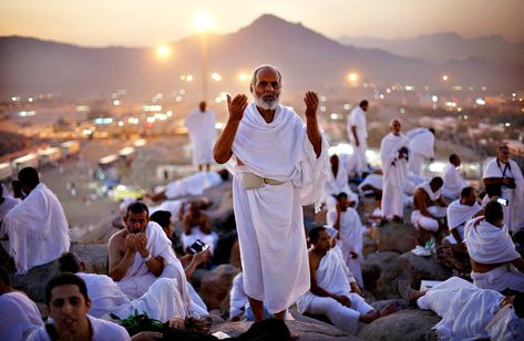 Perferomance of Hajj and Umrah are most desirable Religious and spiritual acts of Muslims and every year Million of Muslims all round the world journey to the holy place of Makkah and Medina to per... How To Perform Hajj, Umrah Guide, Hajj Pilgrimage, Pillars Of Islam, Editing Video, Putrajaya, Ayat Al-quran, المملكة العربية السعودية, Padang