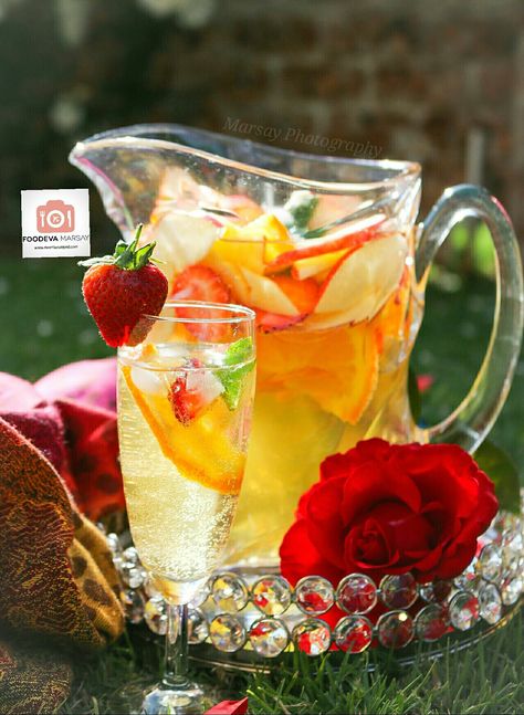 THIS SAUDI CHAMPAGNE IS A SIMPLE AND REFRESHING MOCKTAIL, HAS ABSOLUTLEY NO ALCOHOL, AND SAFE TO BE ENJOYED BY MUSLIMS AND NON-MUSLIMS, ANYTIME OF THE YEAR. FIND MY RECIPE ON LINK... Saudi Champagne, Fruit Champagne, Refreshing Mocktail, Champagne Recipe, Champagne Drinks, Drink Recipes Nonalcoholic, Beverage Recipes, Berry Juice, Red Apples