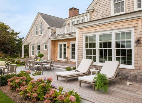 Coastal New England Home Exterior, Nantucket Homes Exterior, New England Home Exterior, Nantucket Style Homes Exterior, New England Coastal Homes, Coastal New England Home, Nantucket Family, Coastal Home Exterior, Cape Cod House Exterior