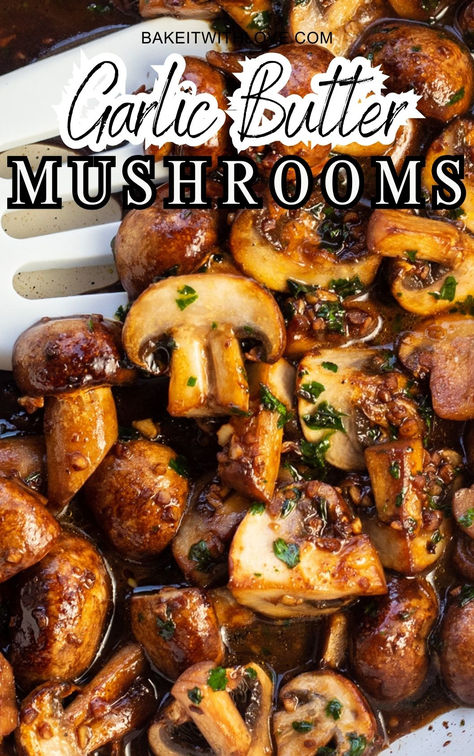 Garlic Butter Mushrooms Button Mushroom Recipes, Caramelized Mushrooms, Rib Dinner, Mushroom Dishes, Easy Garlic Butter, Butter Mushrooms, Prime Rib Dinner, Mushroom Side Dishes, Garlic Butter Mushrooms