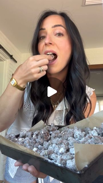 Puppy Chow Popcorn Recipe, Puppy Chow Popcorn, Popcorn Puppy Chow, Recipes With Popcorn, Churro Popcorn, Fancy Popcorn Recipes, Peanut Butter Popcorn Recipes, Popcorn Ideas, Puppy Chow With Crispix Cereal