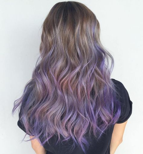 Purple Hair Ideas, Cinnamon Hair Colors, Pastel Purple Hair, Purple Hair Highlights, Cinnamon Hair, Light Purple Hair, Brassy Hair, Purple Ombre Hair, Violet Pastel