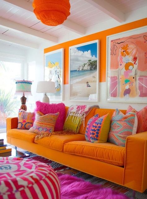 Funky Living Room, Estilo Kitsch, Funky Living Rooms, Funky Home, Rustic Entryway, Bright Decor, Color Decor, Deco Rose, Funky Decor