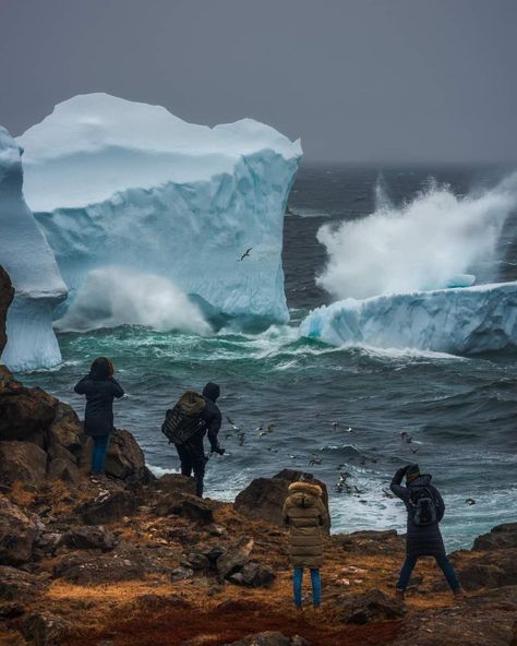 This Iceberg spent a couple of... - Gord Follett Photography Newfoundland Icebergs, St Francis, Canada Travel, Newfoundland, Landscape Photography, A Couple, Places To Go, Skiing, Nature Photography