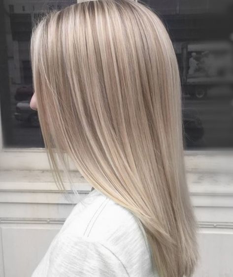 Natural Strawberry Blonde Hair, Cold Blonde, Balayage Hair Copper, Summer Blonde Hair, Blond Balayage, Ombre Hair Blonde, Light Blonde Hair, Red Highlights, Brunette Balayage Hair