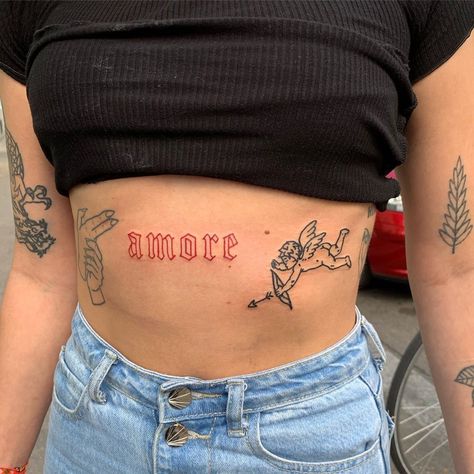 Design Tatuaje, Ignorant Style Tattoo, Bauch Tattoos, Tattoo Trend, Inspiration Tattoos, Red Ink Tattoos, Stomach Tattoos, Red Tattoos, Dainty Tattoos