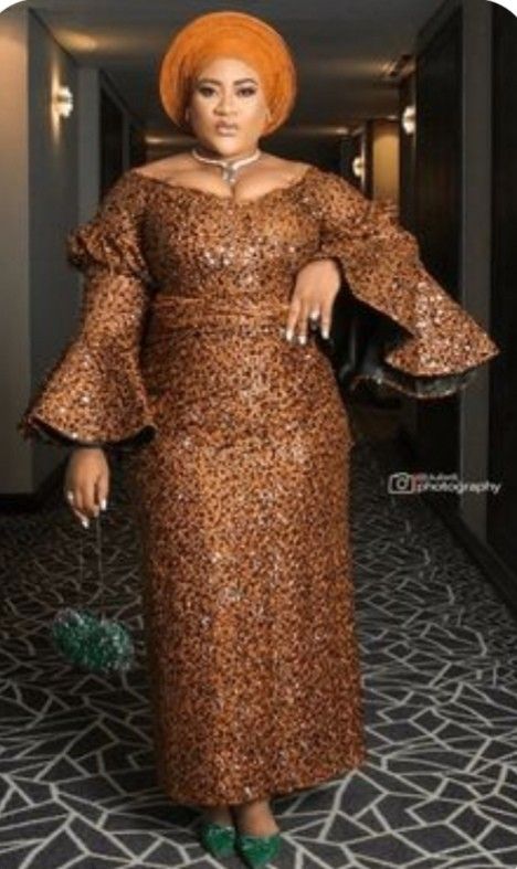 Iro And Blouse Lace Styles Latest, Iro And Blouse, Ankara And Lace Styles, Iro Style, Asoebi Styles Lace, Ankara And Lace, Boubou Styles For Women, Lace Long Gown, Nigerian Lace Styles Dress