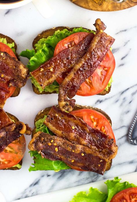 Cake Sandwiches, Avocado Blt, Bacon Lettuce Tomato, Avocado Toast Recipe, Bacon Avocado, Candied Bacon, Juicy Tomatoes, Best Breakfast Recipes, Open Face