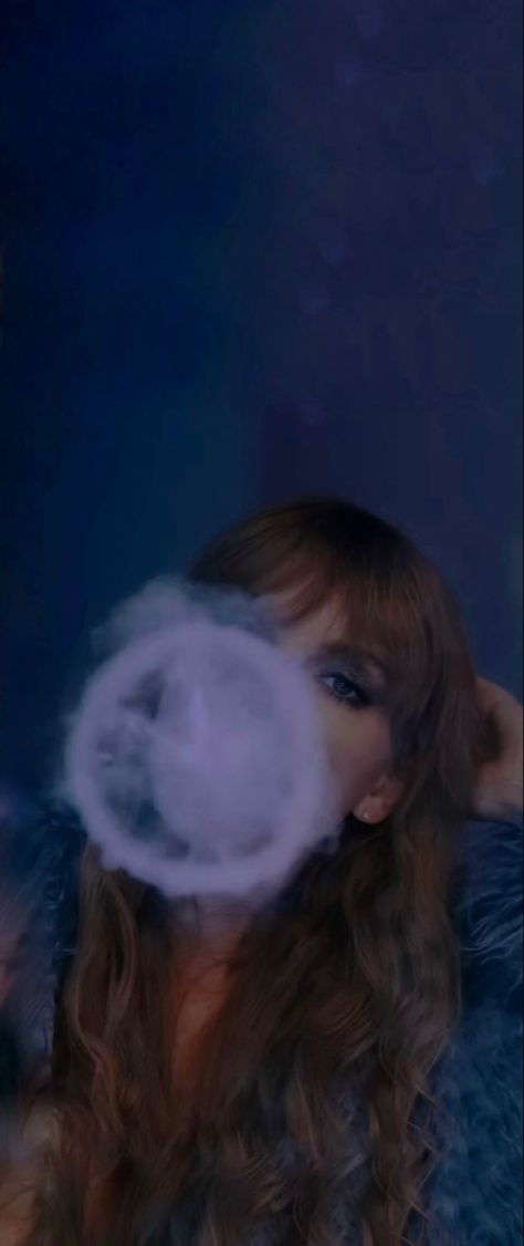 Taylor Swift Lavender Haze wallpaper music video lockscreen Taylor Swift Wallpaper Lavender Haze, Taylor Swift Lavender Haze Aesthetic, Taylor Swift Lavender Haze Music Video, Lavender Haze Taylor Swift Aesthetic, Midnights Music Video, Lavender Haze Aesthetic, Taylor Swift Midnights Wallpaper, Lavender Haze Music Video, Video Lockscreen