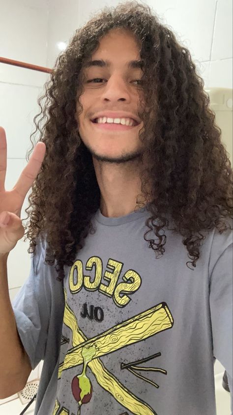 Long Curly Hair Men, Mixed Guys, 4a Hair, 3c Hair, Men Haircut Curly Hair, Boys With Curly Hair, Mens Braids Hairstyles, Wild Hair, Coily Hair