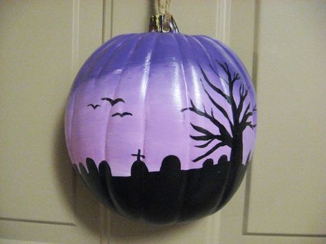 Small Pumpkin Painting Ideas Scary, Sunset Pumpkin Painting, Warty Pumpkin Painting Ideas, Ombre Pumpkin Painting, Pumpkin Painting Ideas Animals, Purple Pumpkin Ideas, Mini Pumpkin Painting Ideas Halloween, Witchy Pumpkin Painting, Cool Painted Pumpkins