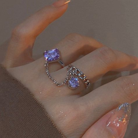 Purple Ring Aesthetic, Ring Aesthetic, Lisa Or Lena, Ethereal Jewelry, Purple Ring, Two Rings, Purple Rings, Purple Gems, Gem Ring