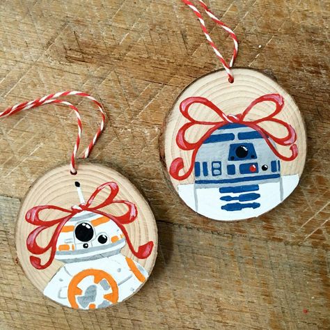 Christmas Decoration For Kids, Christmas Decoration House, Star Wars Christmas Ornaments, Star Wars Christmas Tree, Christmas Orniments, Christmas Hand Painted, Star Wars Bb8, Christmas Crafts To Sell, Christmas Decorations For Kids