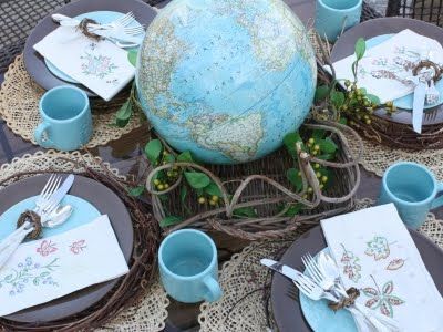 For Earth Day: Buy OR use a globe, and make it the centerpiece for your meals for the entire day! Love this idea. Vintage Globe Decor, Travel Centerpieces, Vintage Travel Themes, Frugal Wedding, Traditional Wedding Decor, Pnina Tornai, Globe Decor, Rustic Wedding Diy, Travel Theme Wedding