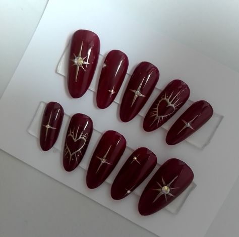 Cool fake nails Semi Nails, Dark Red Nails, Red Nail Art, Red Acrylic Nails, Vintage Nails, Nails Red, Red Design, Acrylic Nail Designs, False Nails