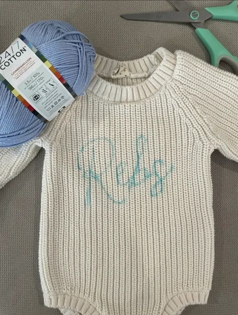 Crochet Name On Sweater Diy, Diy Personalized Sweater, How To Embroider Clothes By Hand, Embroidered Sweater Kids, Diy Hand Embroidered Sweater, Name On Sweater Diy, Diy Embroidered Shirt Ideas, Embroidered Names Hand Embroidery, Baby Sweater Embroidery Name Diy