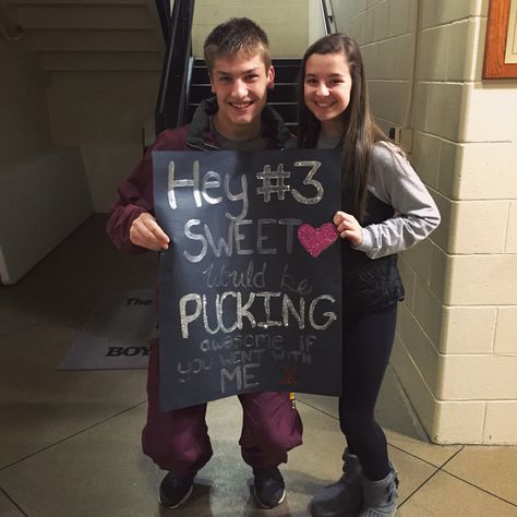 Girl ask guy hockey idea Promposal Ideas Hockey, Field Hockey Hoco Proposal, Hockey Hoco Proposals, Hockey Promposal, Girl Ask Guy, Dance Asks, Sadies Dance, Cute Promposals, Prom Proposals