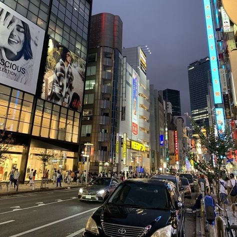 Street Icons Aesthetic, Tokyo Streets Aesthetic, Car Icons Aesthetic, City Icon Aesthetic, Streets Aesthetic Night, Japan Icons Aesthetic, Korean Street Aesthetic, Tokyo Street Aesthetic, Car Icon Aesthetic