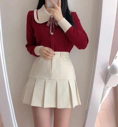 Red Outfit Korean, Cute Asian Outfits, Outfit Korean Style, Rok Mini, Simple Style Outfits, Girl Fashion Style, Trendy Dress Outfits, Teenage Fashion, Kawaii Fashion Outfits