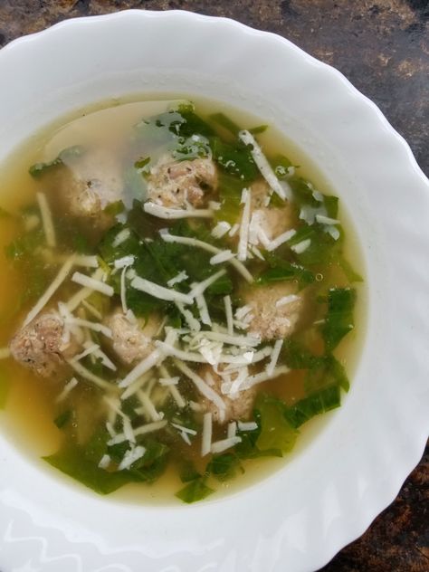 Escarole and Meatball Soup Escarole And Meatball Soup, Italian Escarole Soup, Meatball Escarole Soup, Escarole Soup With Meatballs, Escarole Pie, Genotype Diet, Pregnant Meals, Bocconcini Salad, Escarole Soup