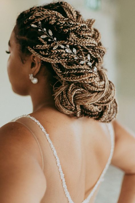 Black bride with blonde braids put into an updo with a jewelled hair accessory African Wedding Hairstyles, Jewelled Hair, Faux Wedding Flowers, Black Brides Hairstyles, Wedding Hairstyles For Girls, Silver Wedding Hair, Black Wedding Hairstyles, Natural Wedding Hairstyles, Natural Hair Bride