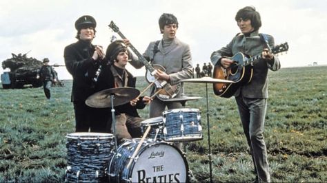 Beatles Videos, Beatles Music, The White Album, Beatles Pictures, Classic Rock And Roll, Beatles John, Beatles Songs, Music Memories, Pop Photos