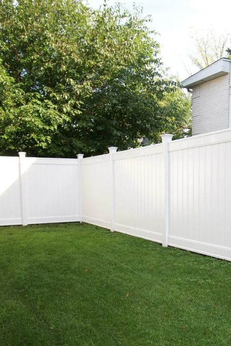 White Fenced In Backyard Ideas, White Vinyl Privacy Fence Ideas, White Pvc Fence Ideas, White Vynal Fencing, White Vinyl Fence Ideas Backyards, White Aluminum Fence, White Fence Landscaping, White Fence Backyard, House Fence Ideas