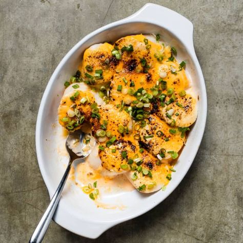 Sous Vide Brûléed Scallops with Dynamite Sauce | America's Test Kitchen Sous Vide Fish, Dynamite Sauce, Cook Scallops, Donut Toppings, Caramel Chocolate Bar, Cookie Toppings, Sous Vide Recipes, America's Test Kitchen Recipes, Oven Canning