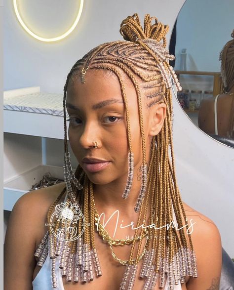 Cornrows Short Hair, Ankara Asoebi Styles, Ankara Asoebi, Latest Hair Braids, Jumbo Twists, Short Box Braids Hairstyles, Short Box Braids, Trendy Patterns, Quick Natural Hair Styles