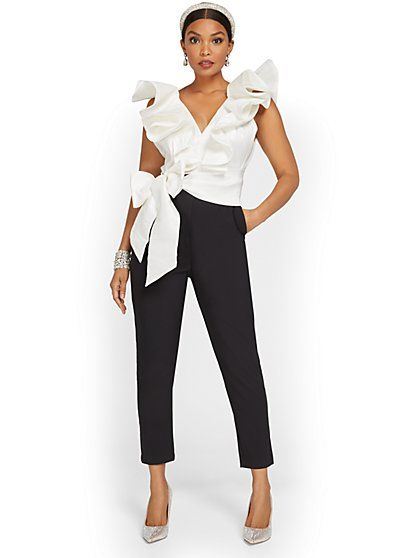 New York & Company Fashion New York, Chic Jumpsuit, Rompers For Women, Jumpsuit Chic, 2021 Fashion, New York And Company, Trendy Clothes, Fancy Pants, Cute Bow