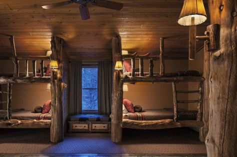 Charming rustic mountain cabin provides idyllic getaway in a pine forest Log Ladder, Cabin Bunk Room, Luxury Mountain Lodge, Rustic Mountain Cabin, Rustic Bunk Beds, Rustic Powder Room, Knotty Pine Walls, Contemporary Cabin, Loft Bunk Beds