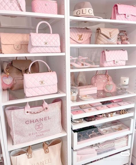 Pink Lifestyle, Luxury Bags Collection, Let's Pretend, Pink Aura, Pink Life, Girly Bags, Pink Girly Things, Pink Vibes, Fancy Bags